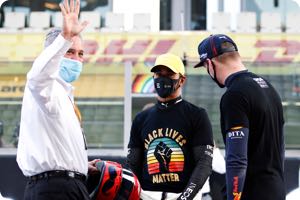 Chase Carey, Lewis Hamilton, Max Verstappen