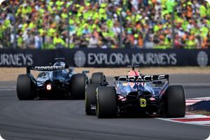 George Russell, Max Verstappen