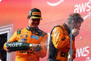 Lando Norris, Kyle Moreira, McLaren mechanic