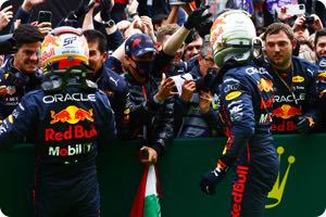 Sergio Perez, Max Verstappen