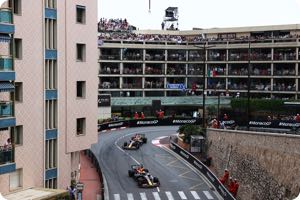 Sergio Perez, Max Verstappen
