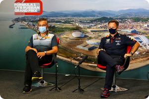Mario Isola, Christian Horner