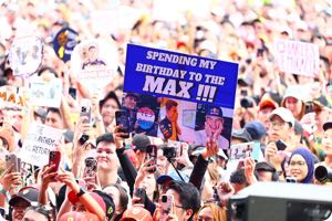Fans