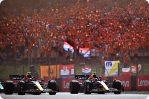 Sergio Perez, Max Verstappen