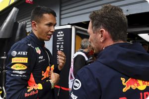 Alex Albon, Christian Horner
