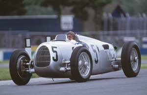 Ripping yarns for Monaco