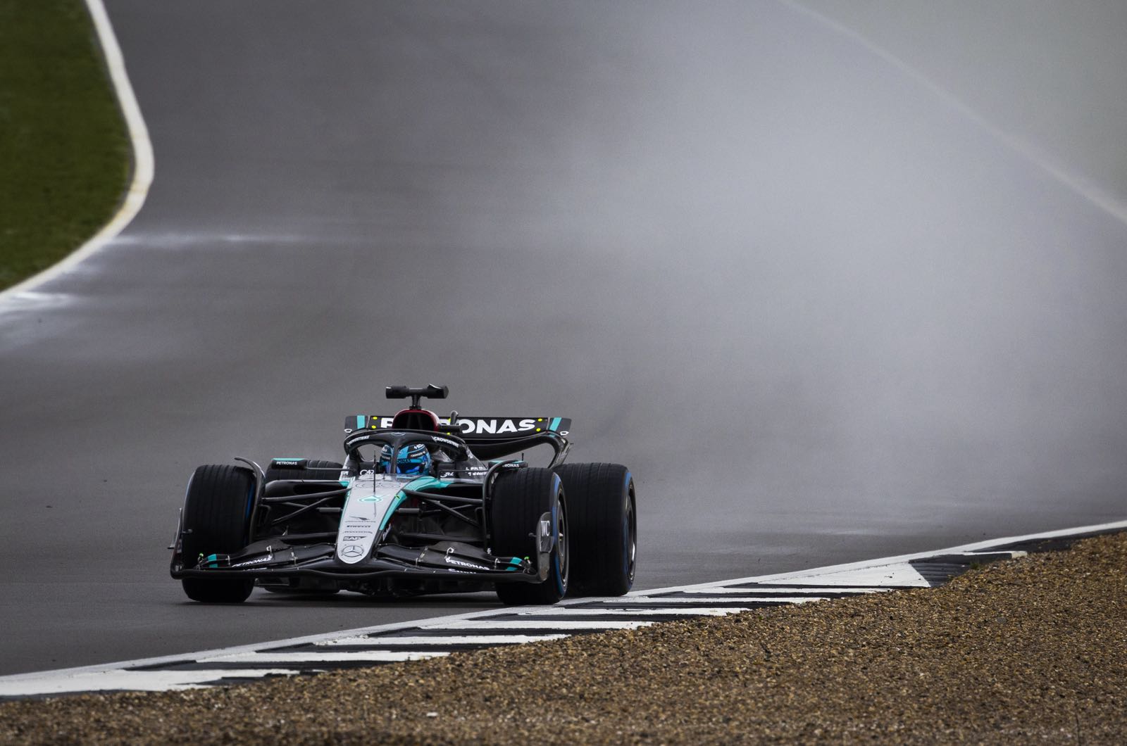 Mercedes should sign teenager for 2025 says Fisichella