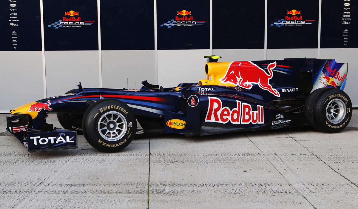 Red Bull launches RB6 chassis
