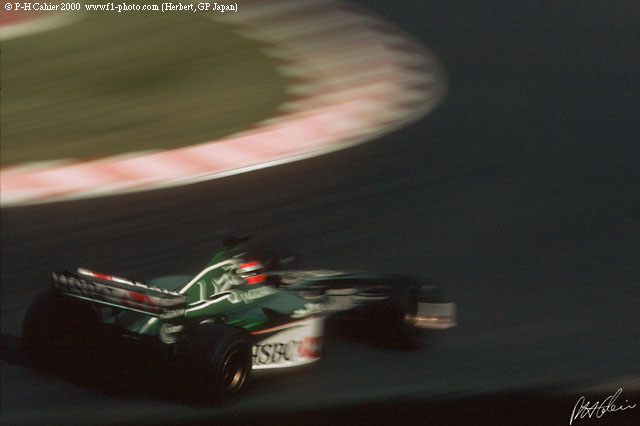 Push for paid F1 stewards as Herbert axed