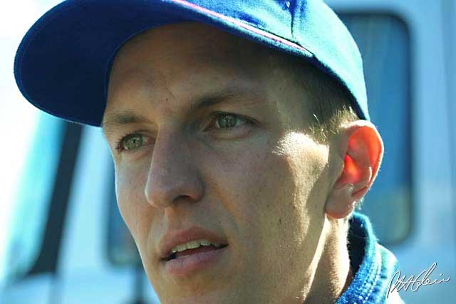 Burti to continue with Ferrari