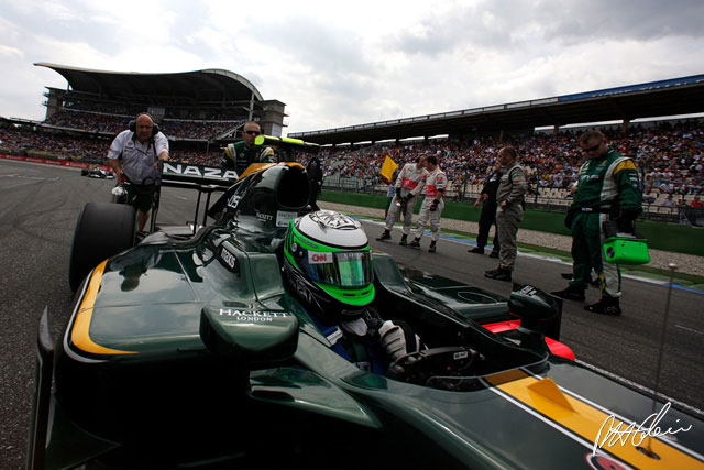 Group Lotus hits back at Fernandes