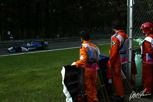 Massa to return to Sauber one last time