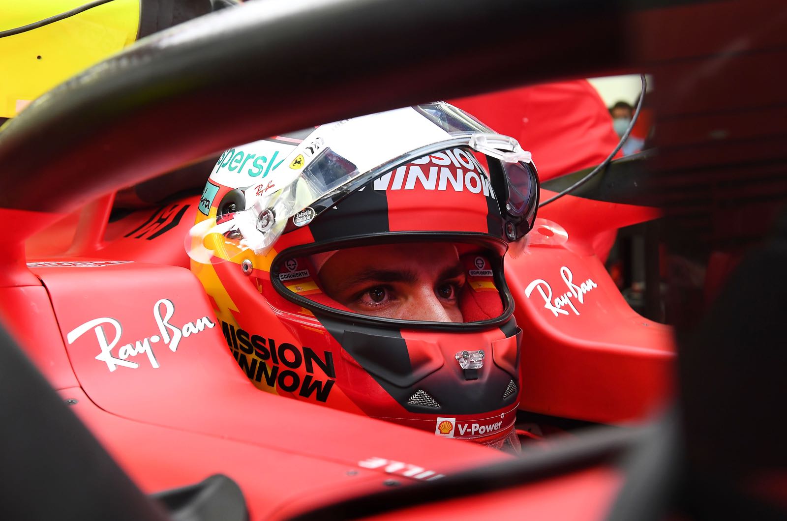 Sainz poses danger to Leclerc says Villeneuve