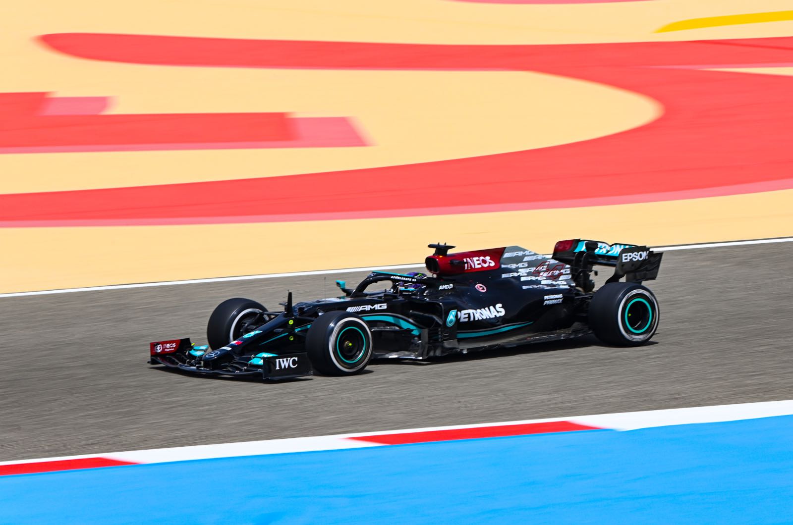 Wolff admits Mercedes ran a lot of fuel in testing