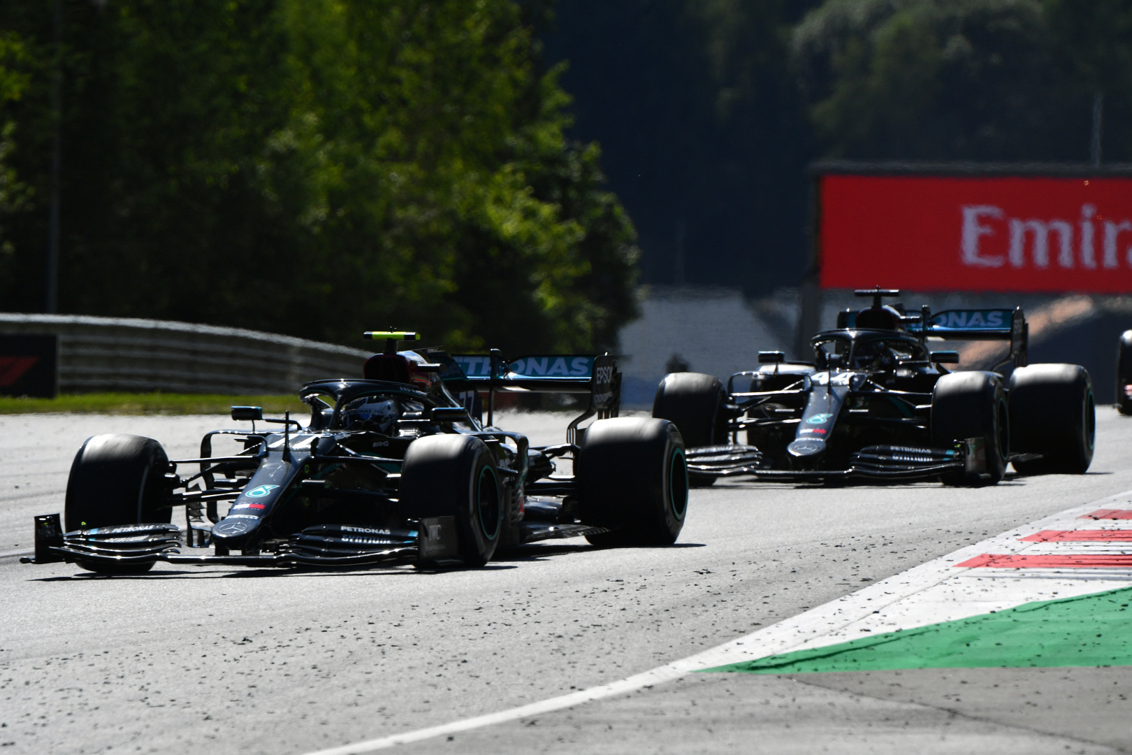 Mercedes' current drivers staying in 2021 says Kallenius
