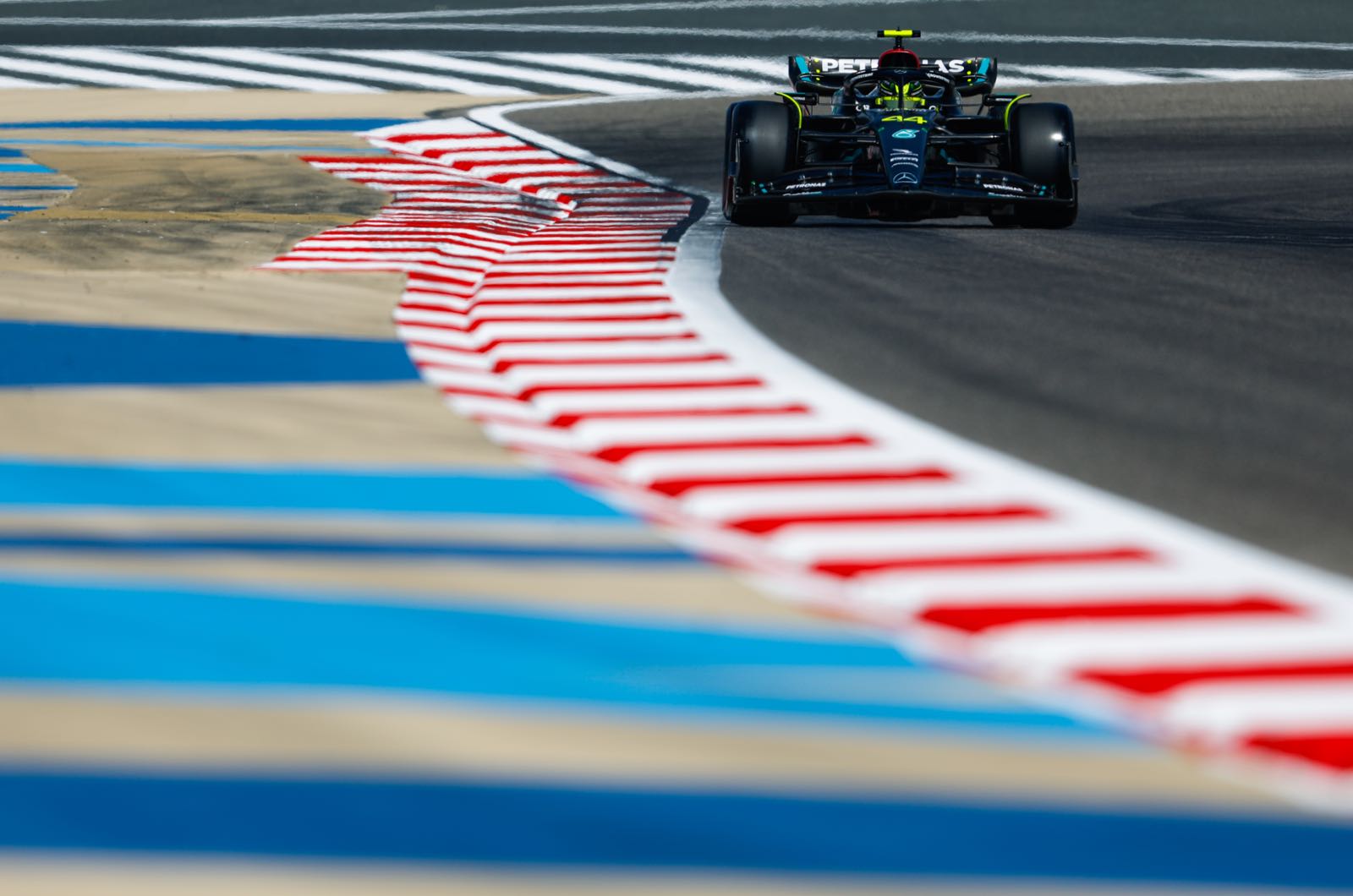 Hamilton should only have six titles says Ecclestone
