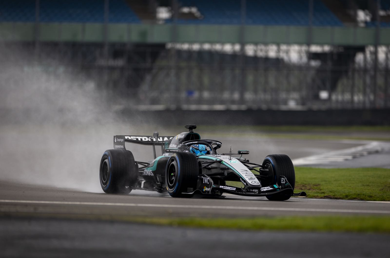 Wolff braced for FIA ruling, Merc only P6 in Bahrain