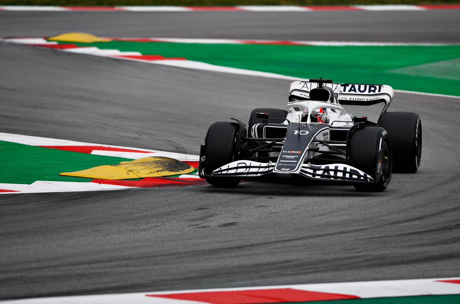 Gasly not ruling out leaving Red Bull