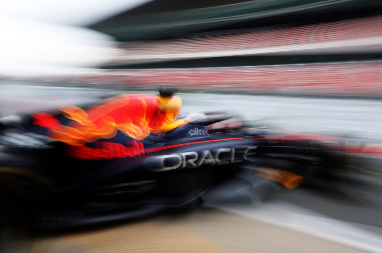 Mercedes taking closer look at Red Bull sidepods
