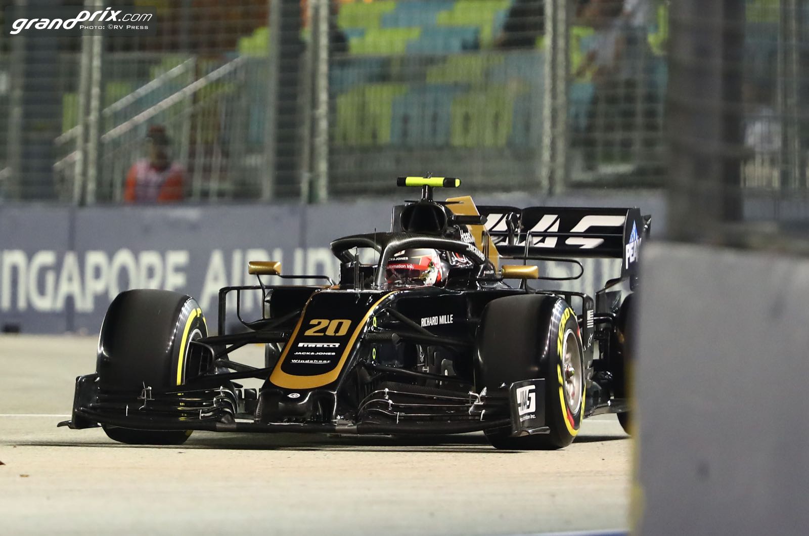 Steiner denies Haas selling to Saudi investors