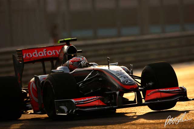 Practice 2 Report - Kovalainen leads the way