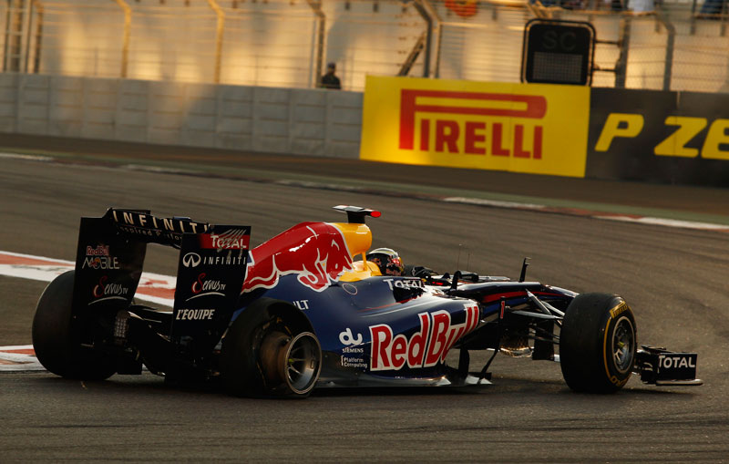 Pirelli investigates Vettel failure