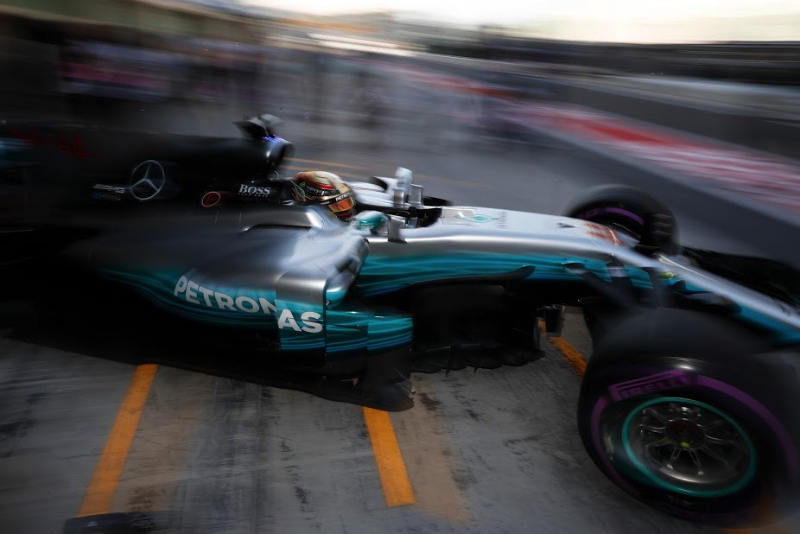Hamilton did not improve in 2017 says Rosberg