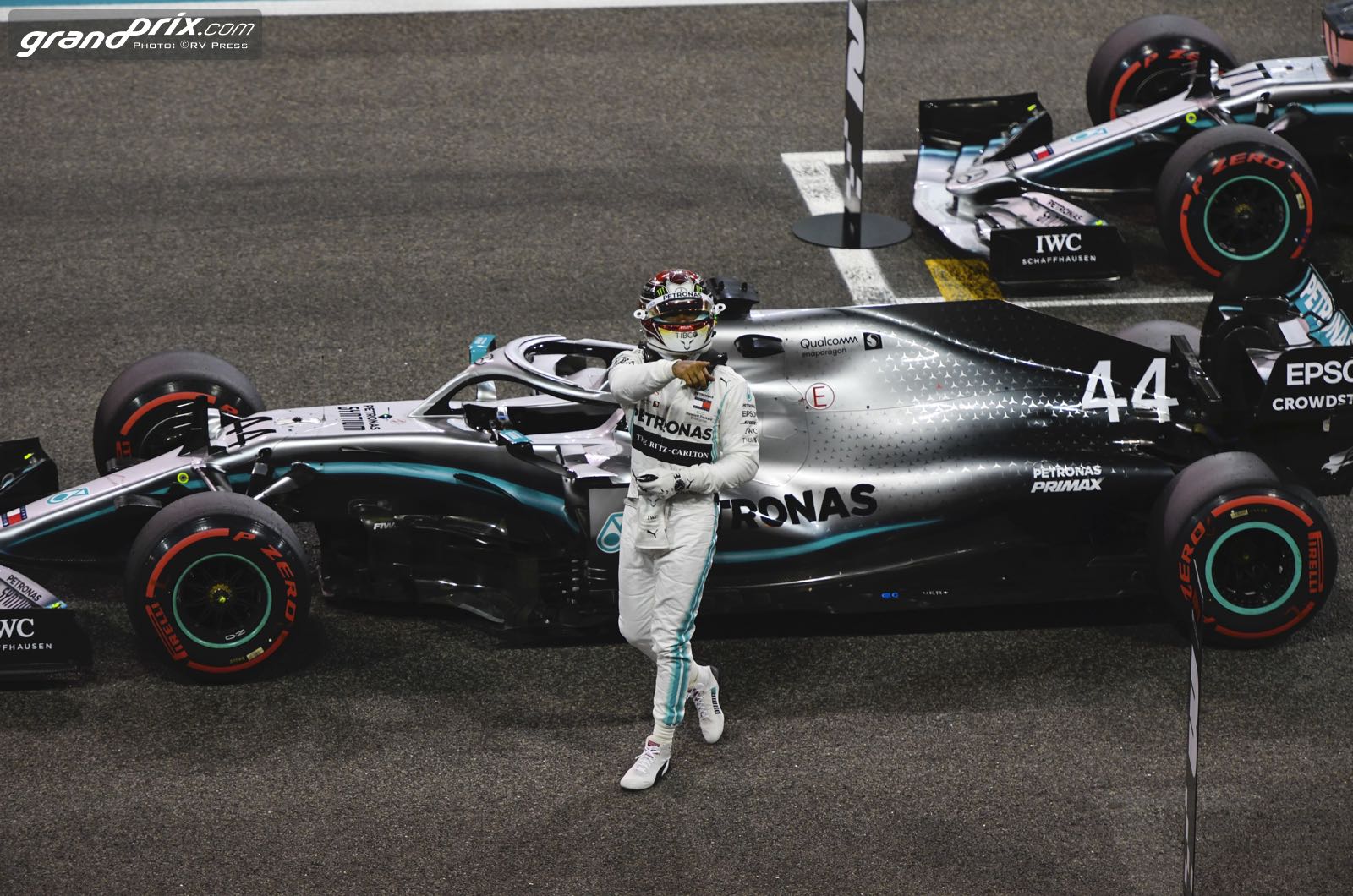 Hamilton wants new $66m per year Mercedes deal
