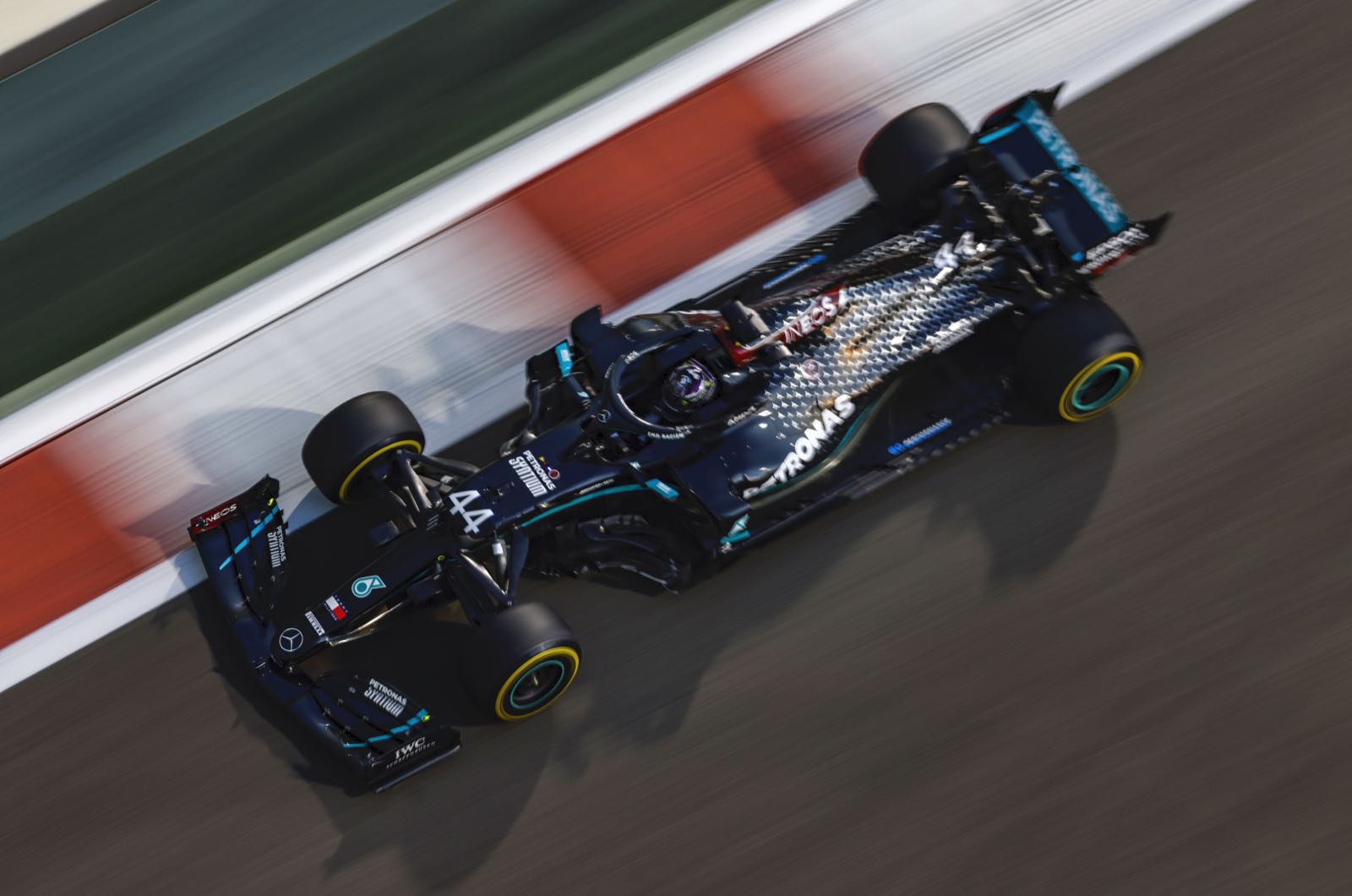 Hamilton, Mercedes could split after 2021 says Coronel