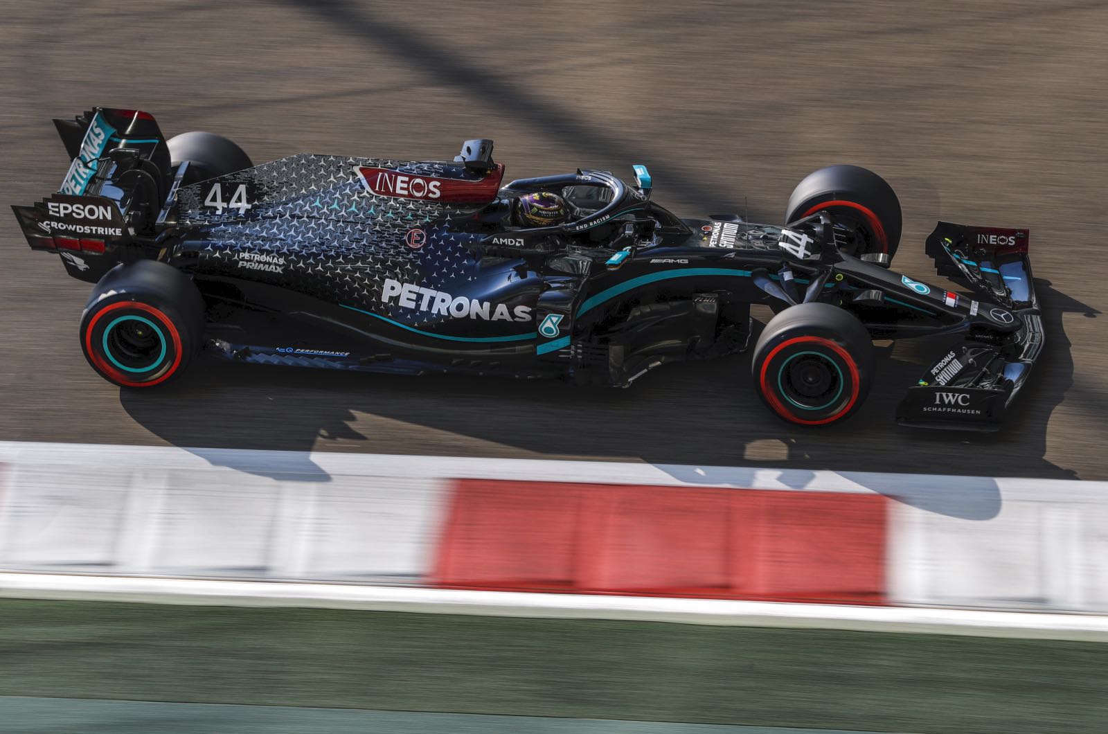 Wolff plays down engine problem reports