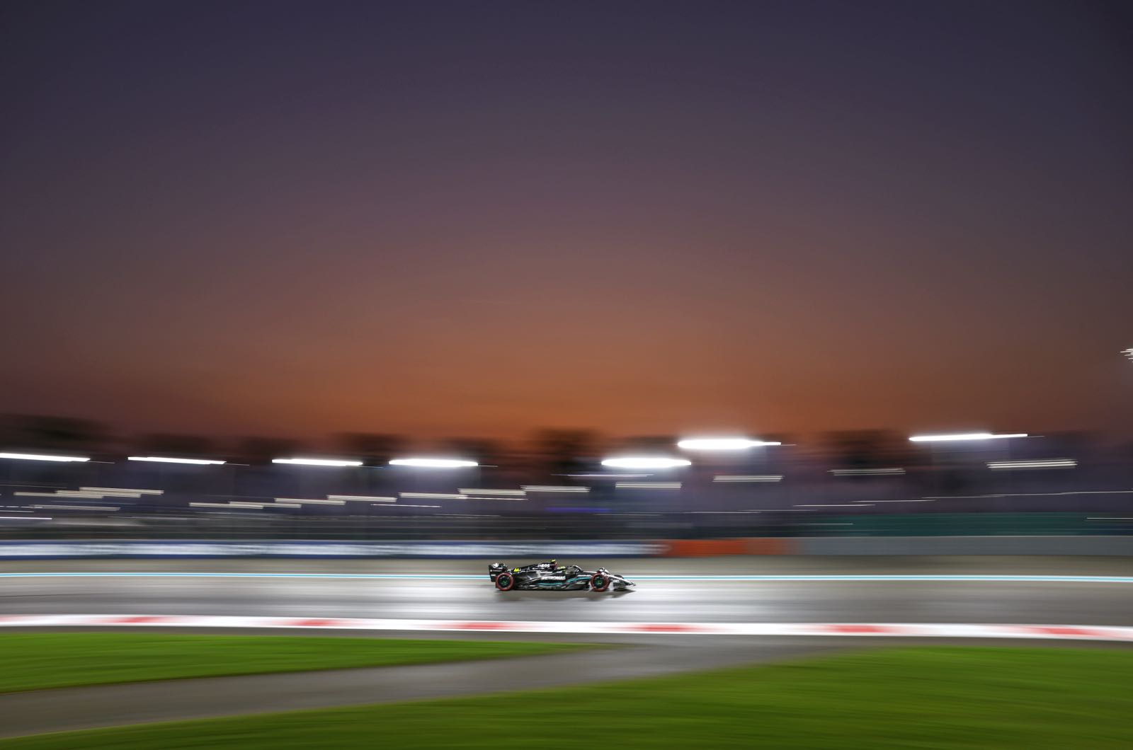 Thursday Report - Hamilton leads Mercedes 1-2, Verstappen sixth