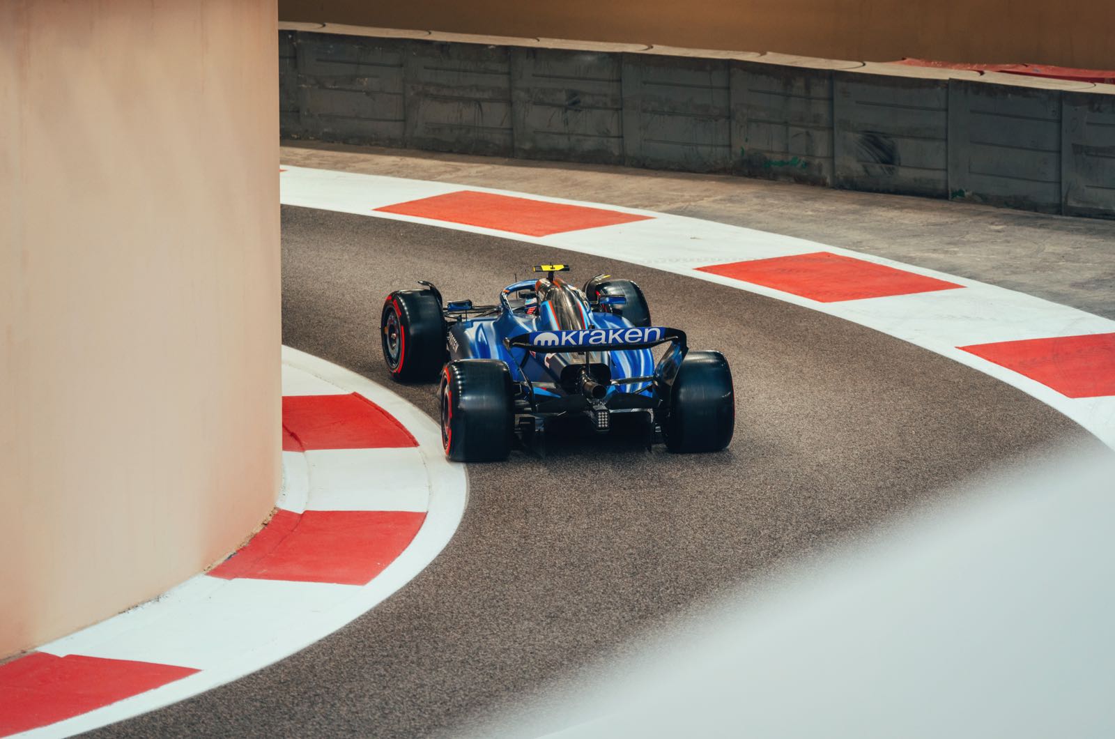 Williams keeping 2024 car a secret for now