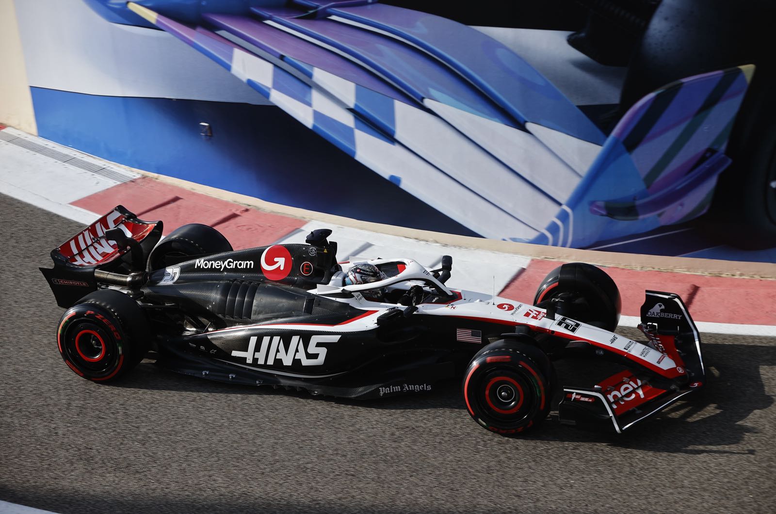 Haas owner didn't want to spend more on F1 says Steiner