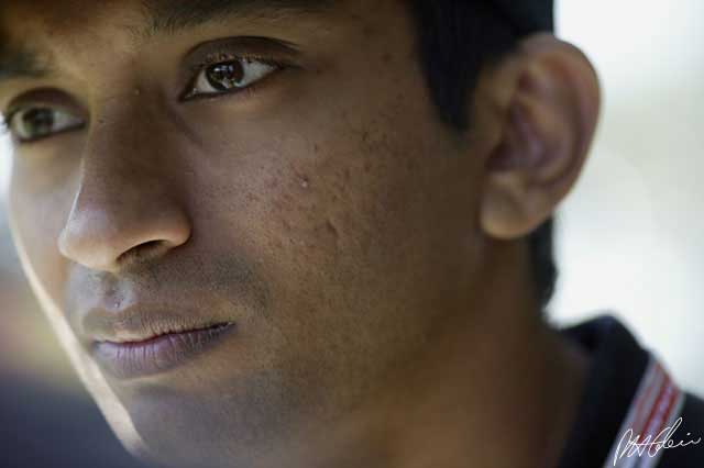 Karthikeyan to drive for HRT