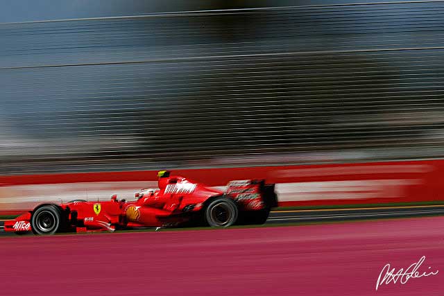 Qualifying Report - Kimi by a country mile
