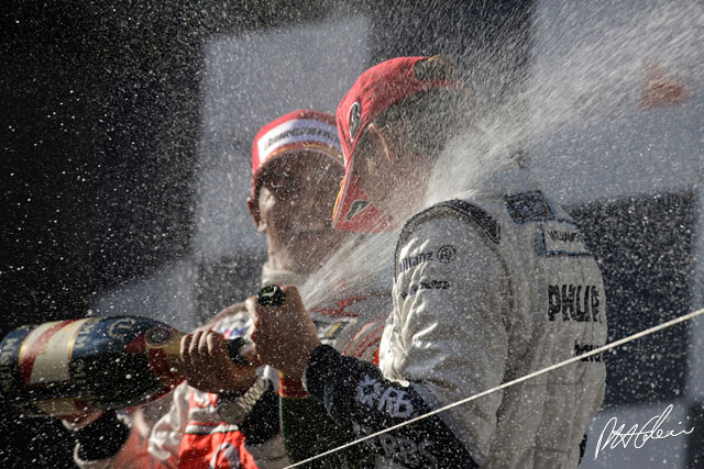 Race Notes - Hamilton dominates Australian GP
