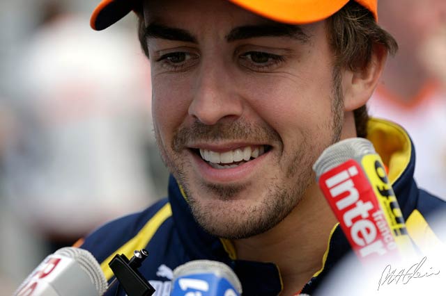 Alonso confirmed by Ferrari