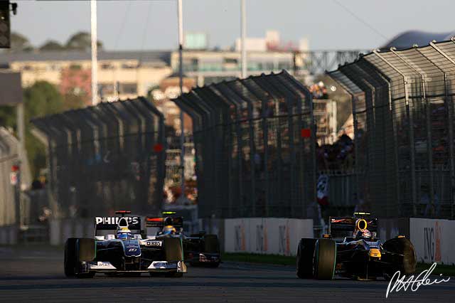 Hamilton is third - Vettel pays for his honesty