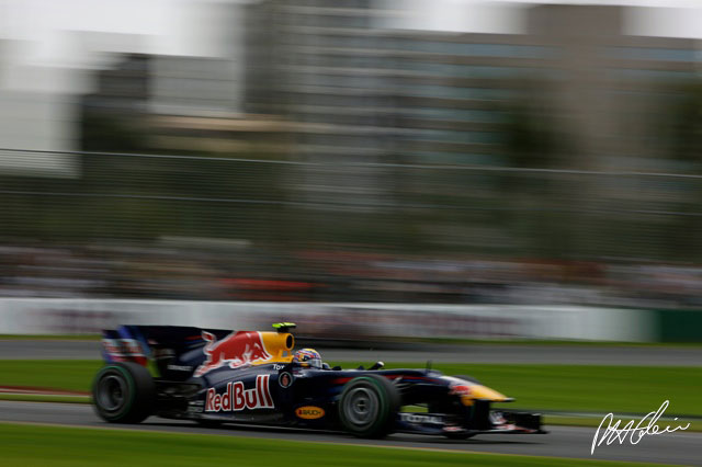 Practice 3 Report - Webber sets home pulses racing
