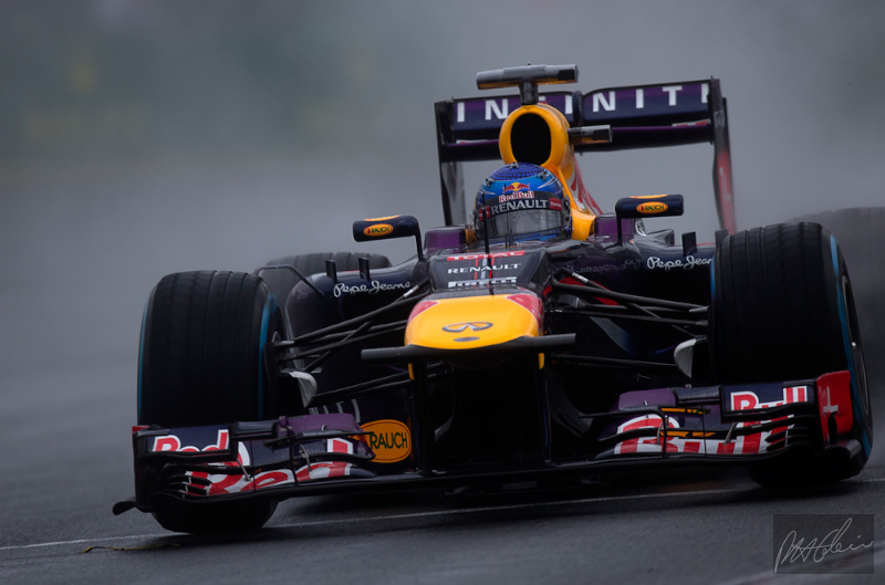 Qualifying Report - Red Bull dominates as Vettel takes pole