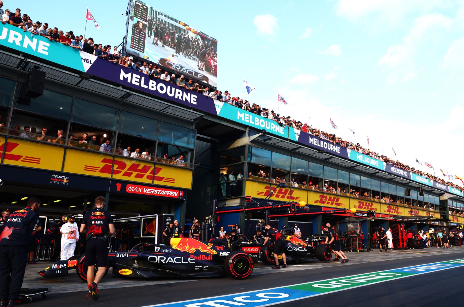 Red Bull takes risk with Imola upgrade