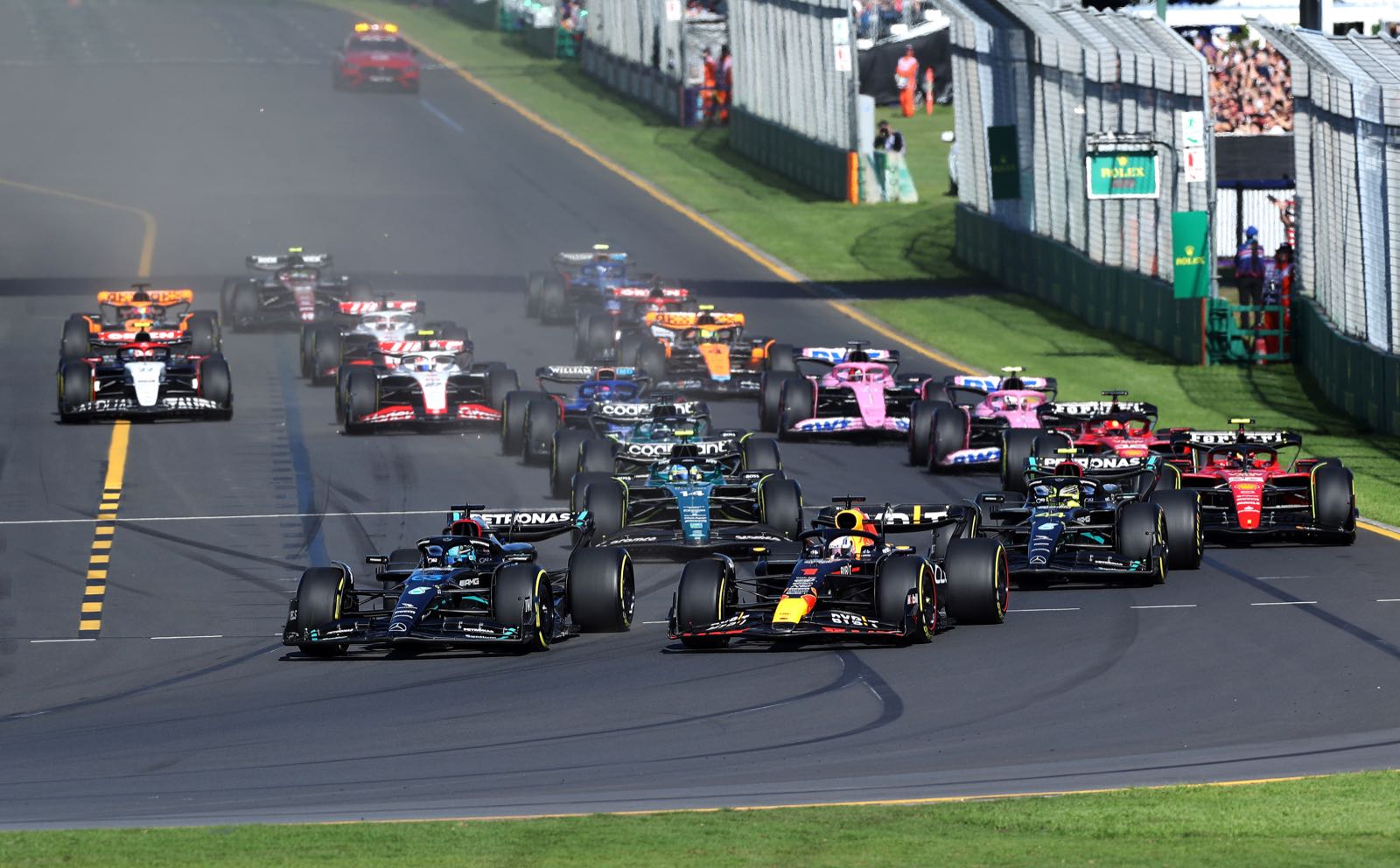 Rivals didn't steal Red Bull sponsors says Horner