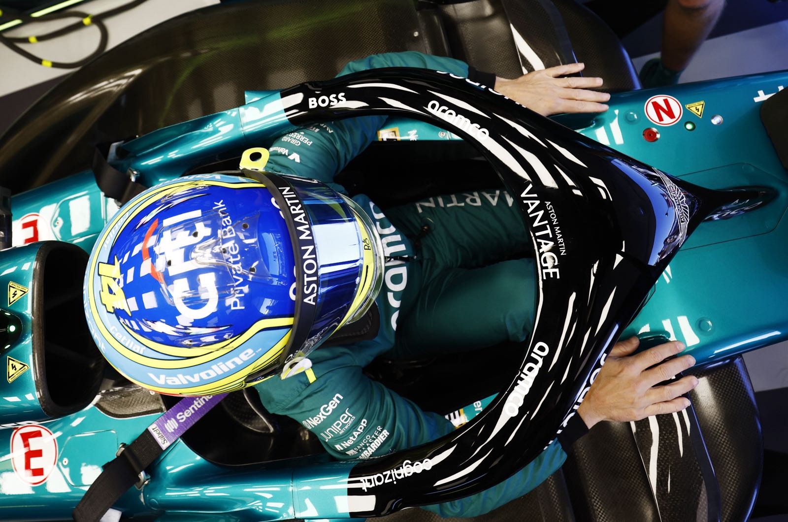 Alonso dropping out of contention for top team move