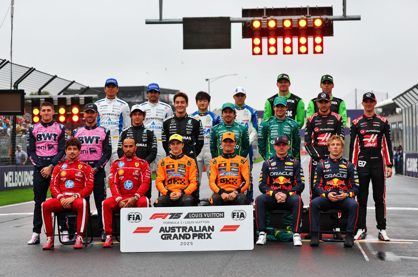 Drivers warn hardcore fans about F1 movie