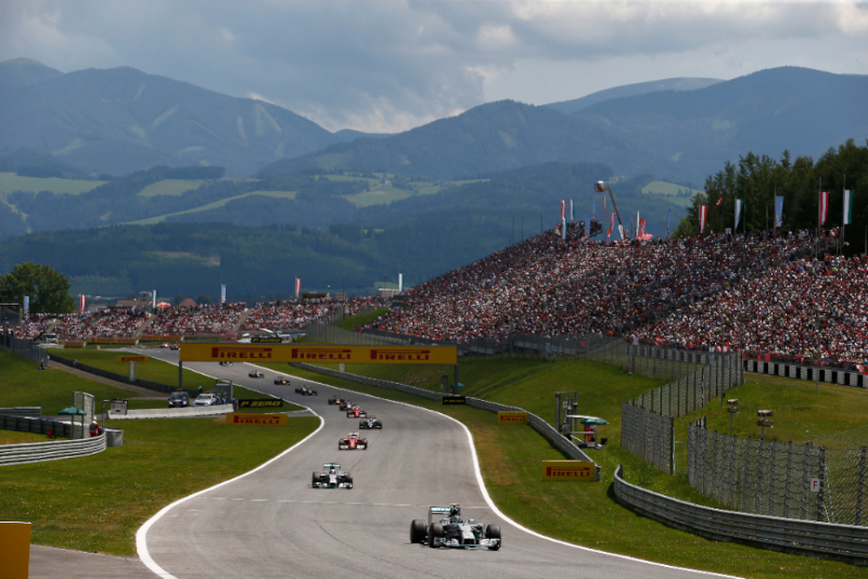 Mistakes cost Hamilton, rivalry hurting Mercedes