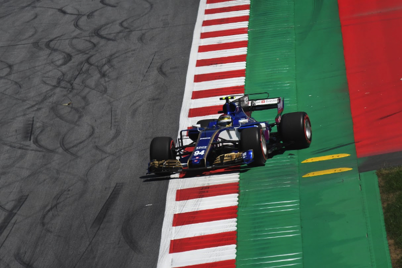 Wehrlein admits Sauber atmosphere different