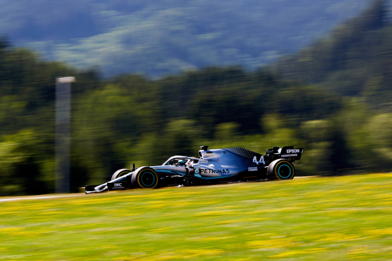 Stop calling F1 boring says Hamilton
