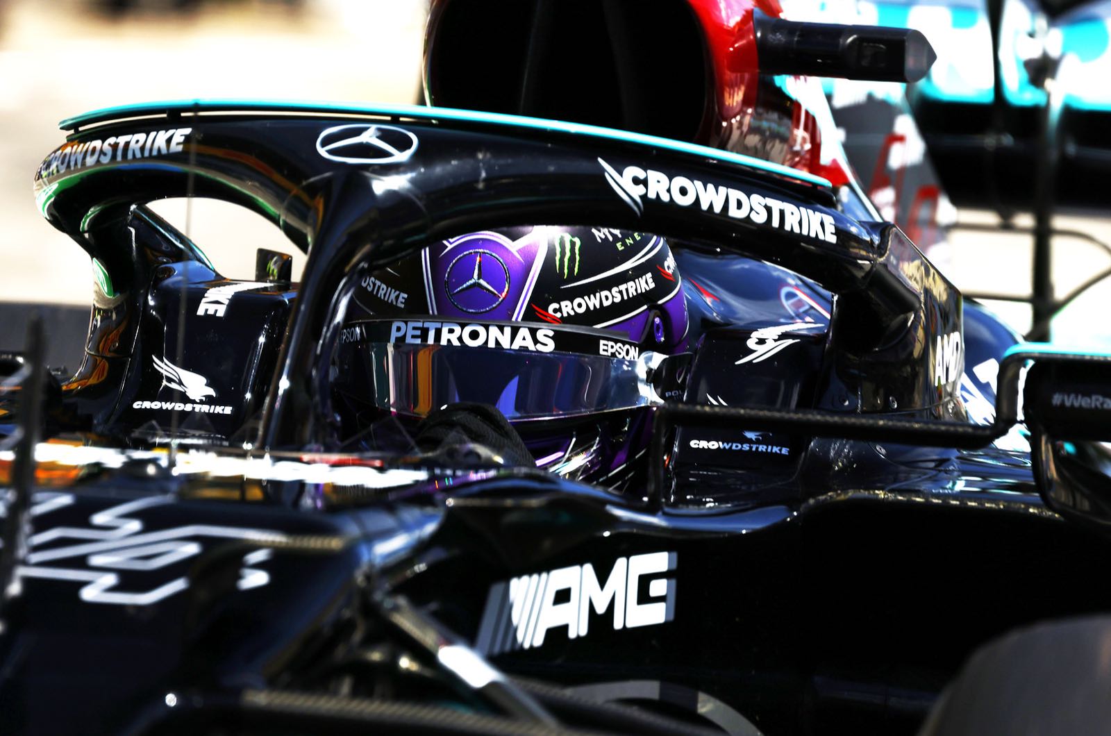 Title finale drama not Max's fault says Hamilton
