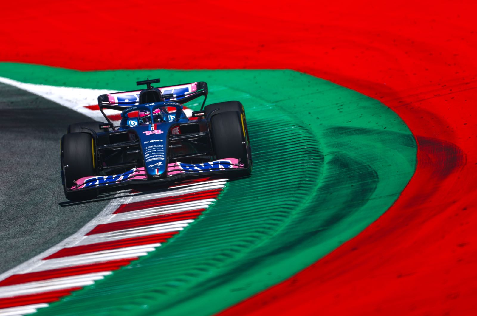 No talks yet for new two-year F1 deal says Alonso