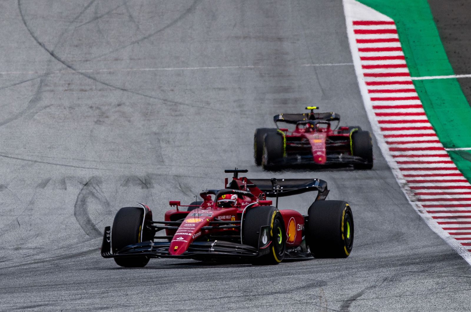Number 1 driver not Ferrari's top priority says Massa